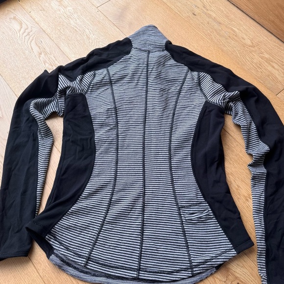 Lululemon Run: U-Turn Pullover Mini Check Pique Black White quarter zip 8 - Picture 7 of 14